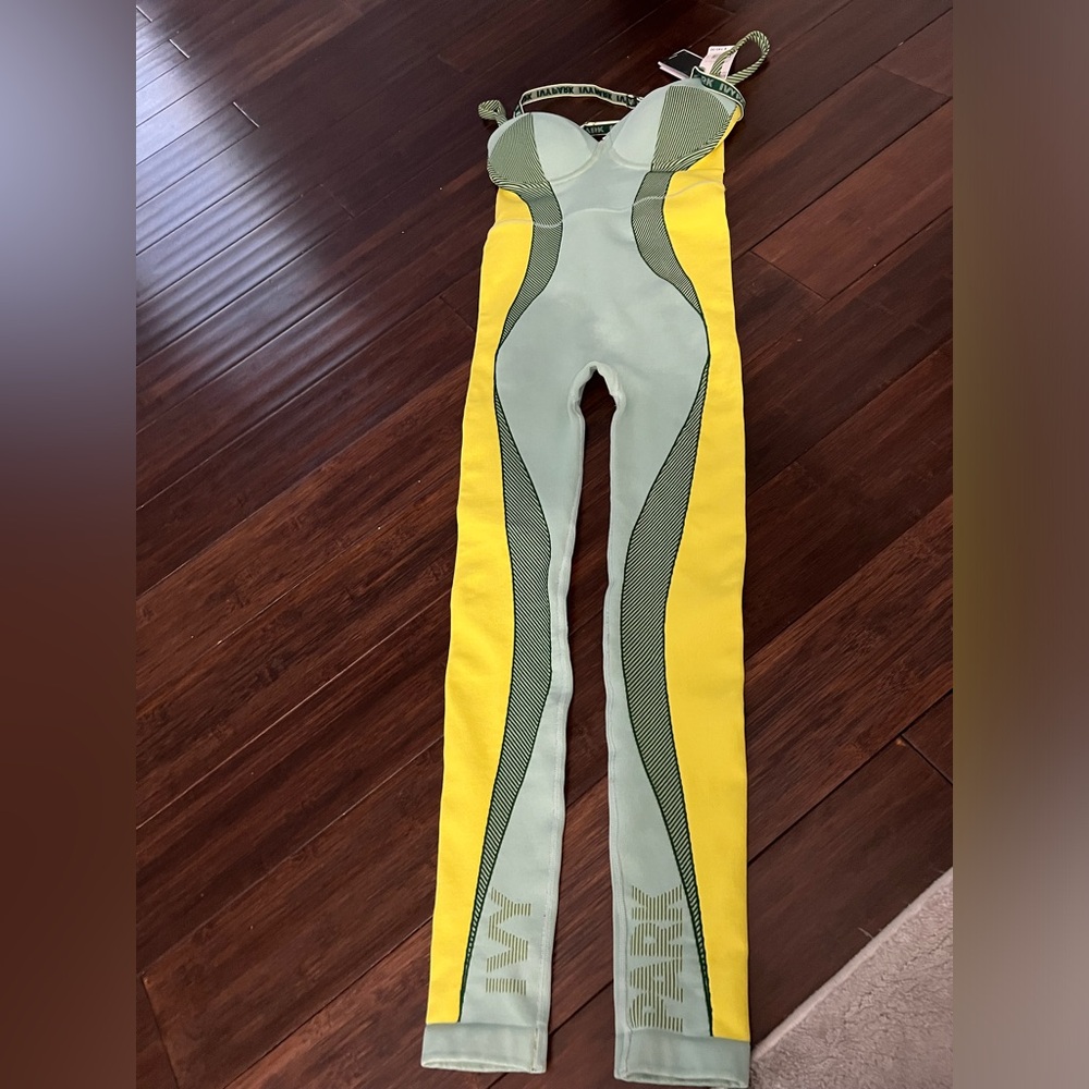 Compressed fitted jumpsuit